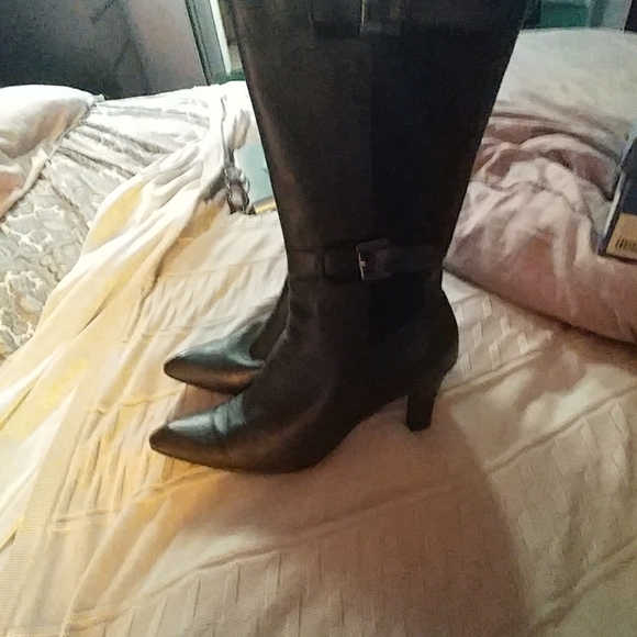 Black leather knee high boots 11W - Picture 5 of 7